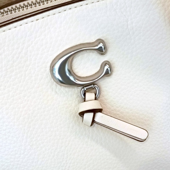 Rare New (Cream/Beige) Coach Remi Satchel No. A2381-1317 - Picture 13 of 14